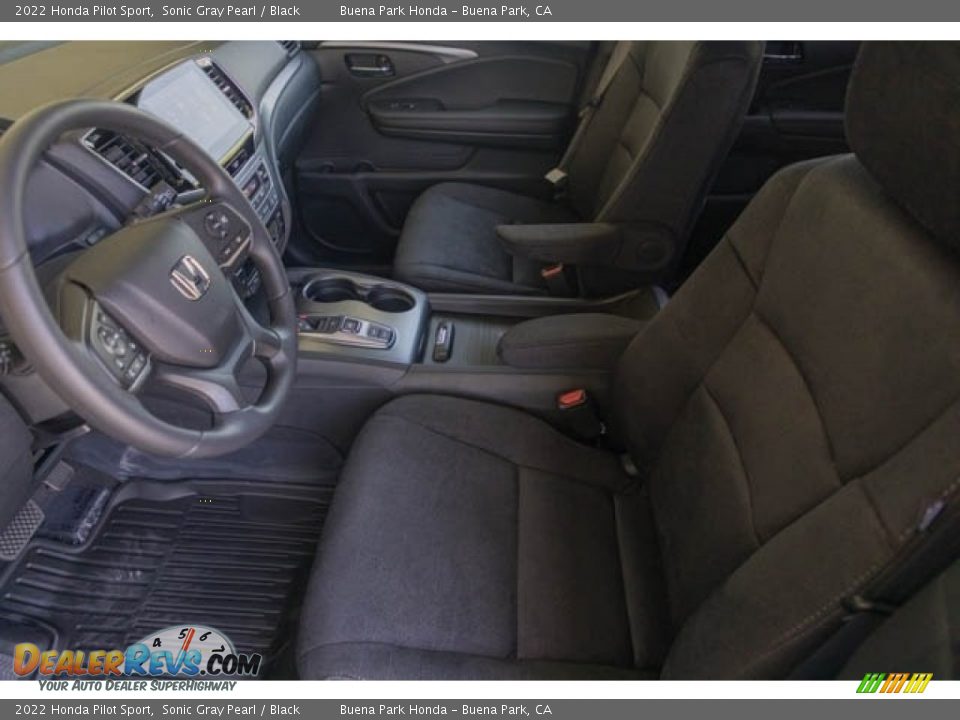 Front Seat of 2022 Honda Pilot Sport Photo #15