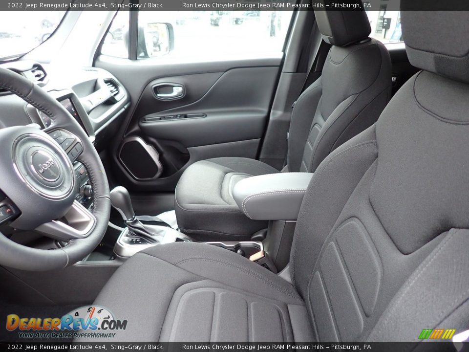 2022 Jeep Renegade Latitude 4x4 Sting-Gray / Black Photo #11