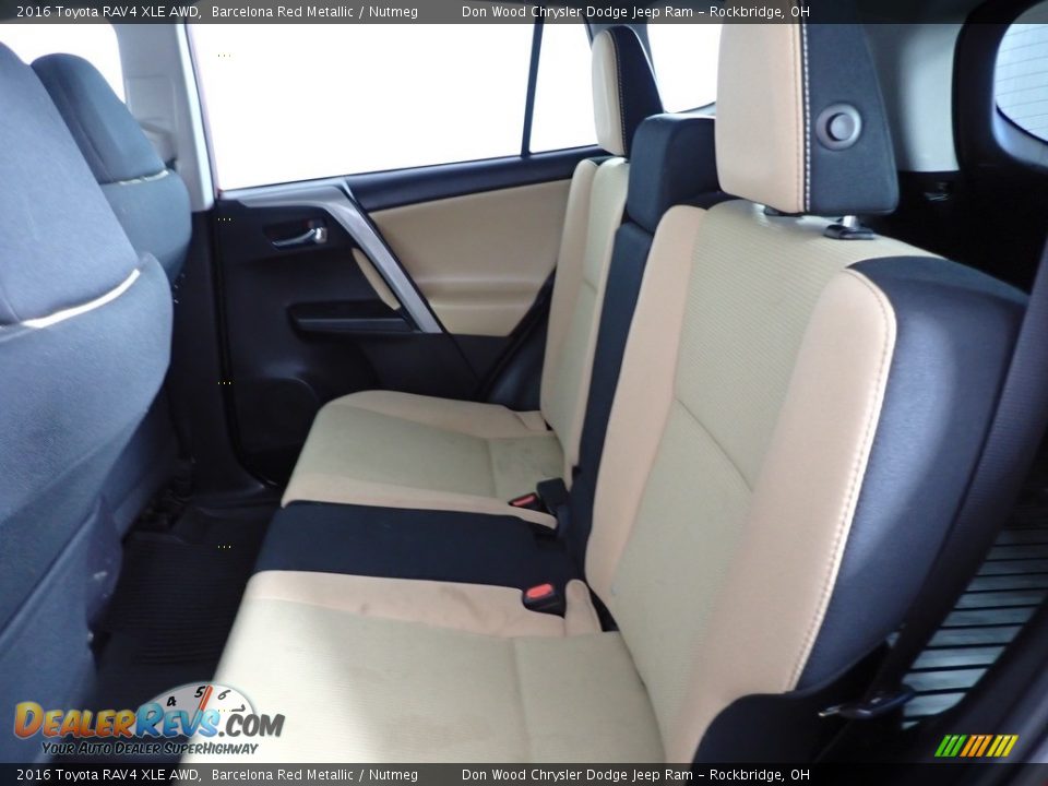 2016 Toyota RAV4 XLE AWD Barcelona Red Metallic / Nutmeg Photo #28