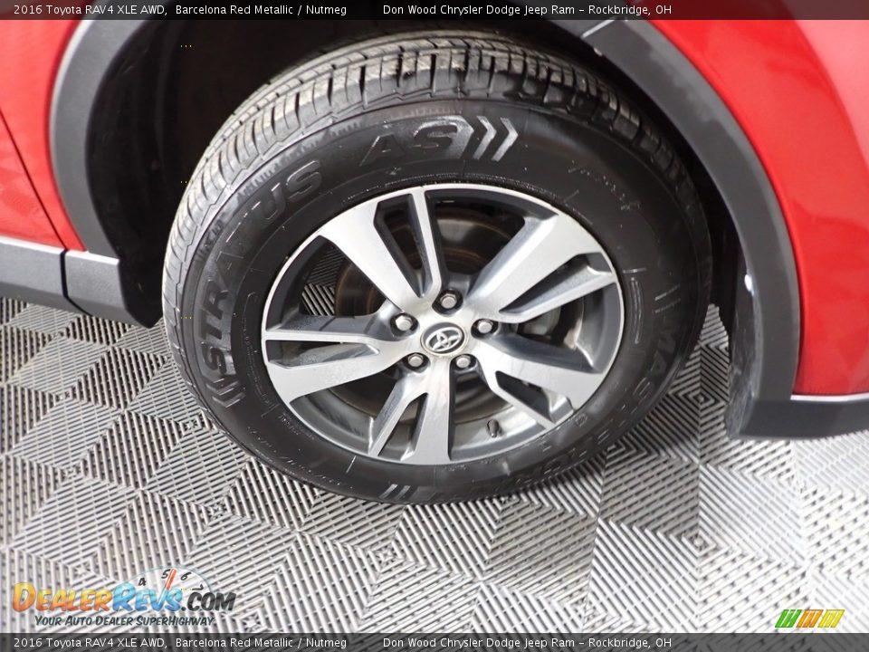 2016 Toyota RAV4 XLE AWD Barcelona Red Metallic / Nutmeg Photo #35