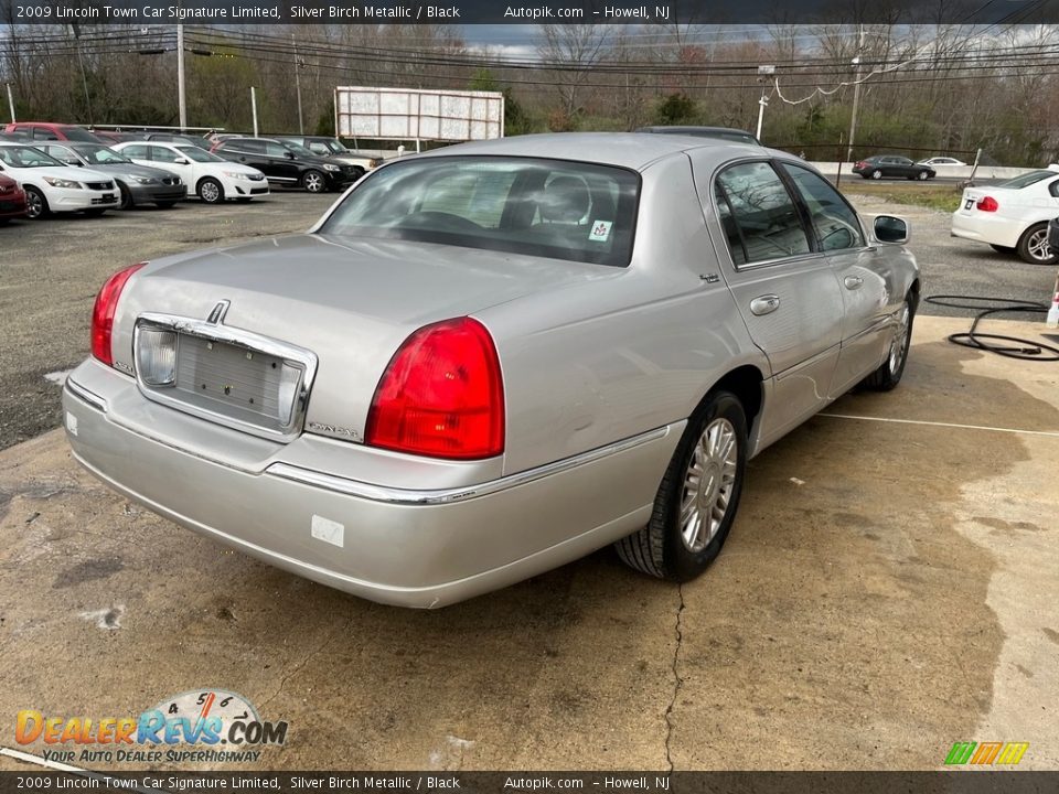 2009 Lincoln Town Car Signature Limited Silver Birch Metallic / Black Photo #8