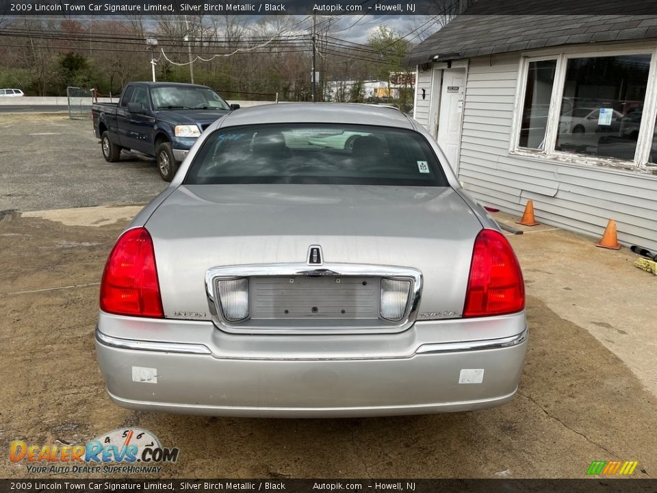 2009 Lincoln Town Car Signature Limited Silver Birch Metallic / Black Photo #9