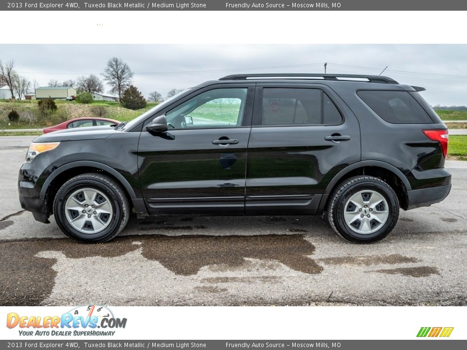 2013 Ford Explorer 4WD Tuxedo Black Metallic / Medium Light Stone Photo #7