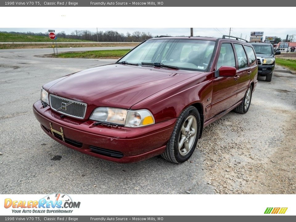 Classic Red 1998 Volvo V70 T5 Photo #8