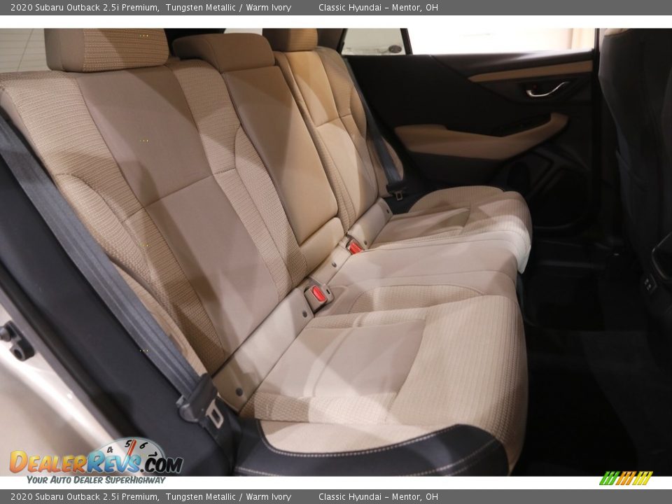 2020 Subaru Outback 2.5i Premium Tungsten Metallic / Warm Ivory Photo #16