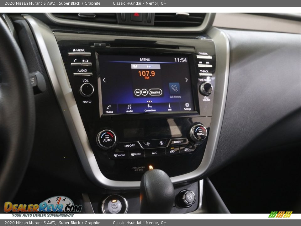 Controls of 2020 Nissan Murano S AWD Photo #9