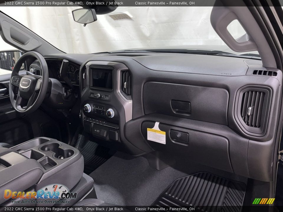 2022 GMC Sierra 1500 Pro Regular Cab 4WD Onyx Black / Jet Black Photo #24
