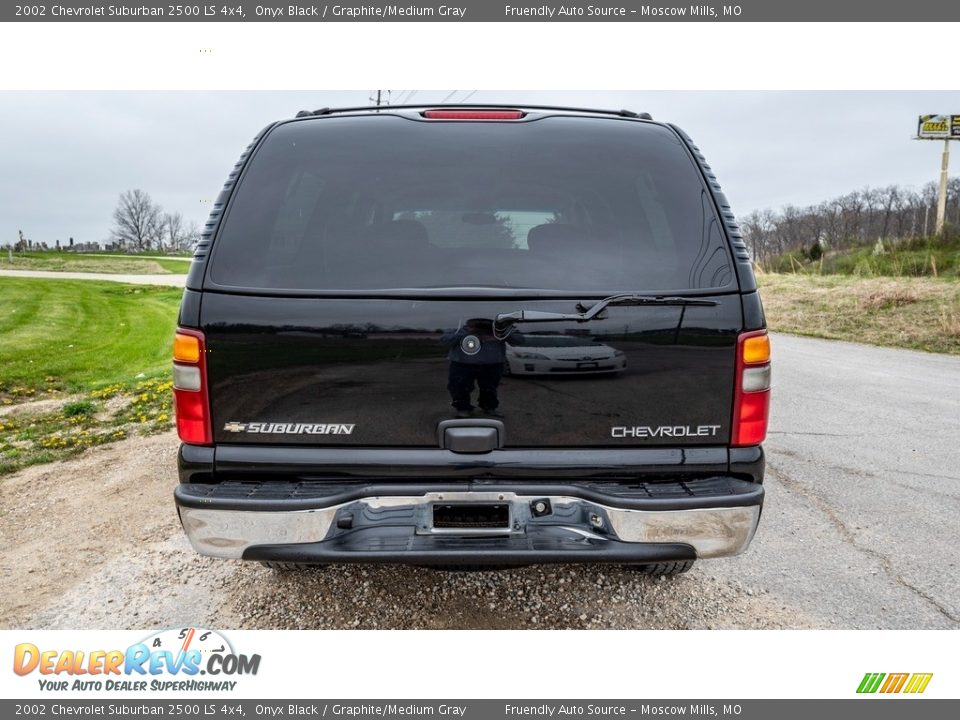 2002 Chevrolet Suburban 2500 LS 4x4 Onyx Black / Graphite/Medium Gray Photo #5