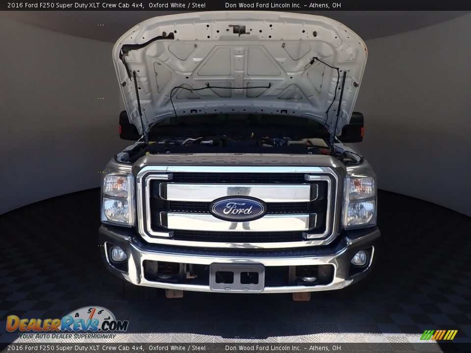 2016 Ford F250 Super Duty XLT Crew Cab 4x4 Oxford White / Steel Photo #5