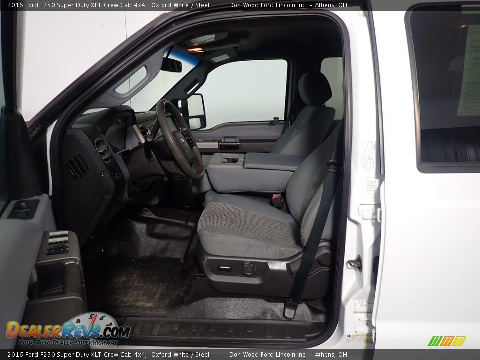 2016 Ford F250 Super Duty XLT Crew Cab 4x4 Oxford White / Steel Photo #17