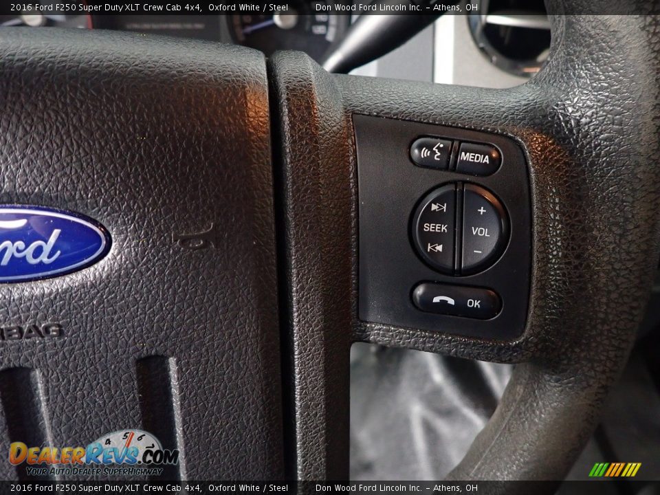 2016 Ford F250 Super Duty XLT Crew Cab 4x4 Oxford White / Steel Photo #25