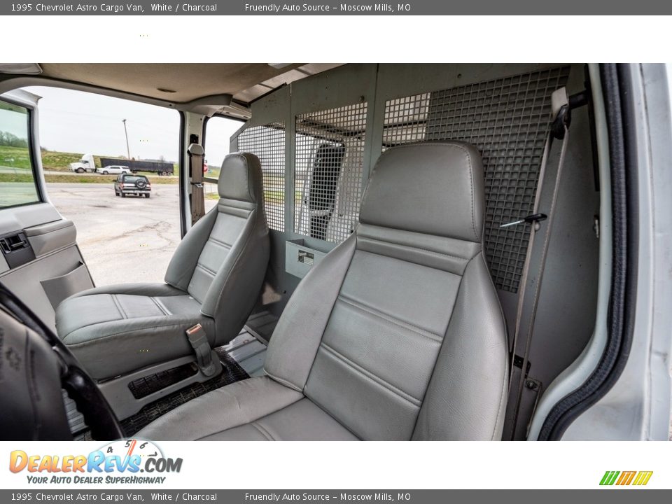 Front Seat of 1995 Chevrolet Astro Cargo Van Photo #17