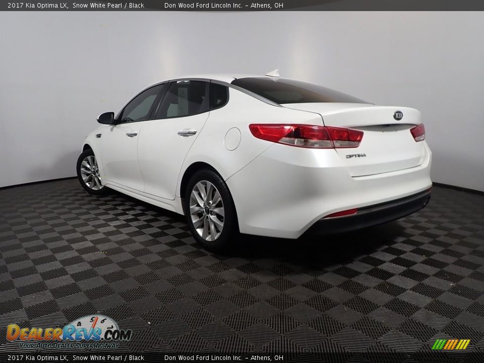 2017 Kia Optima LX Snow White Pearl / Black Photo #11