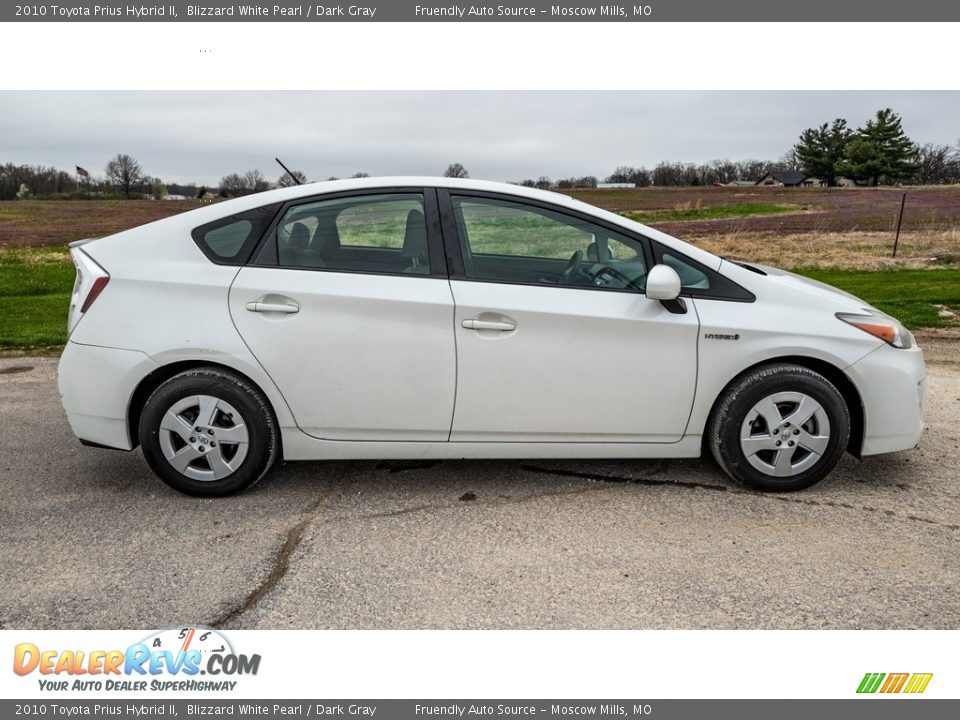 2010 Toyota Prius Hybrid II Blizzard White Pearl / Dark Gray Photo #3