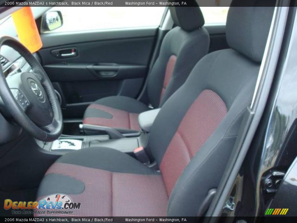 2006 Mazda MAZDA3 s Hatchback Black Mica / Black/Red Photo #7