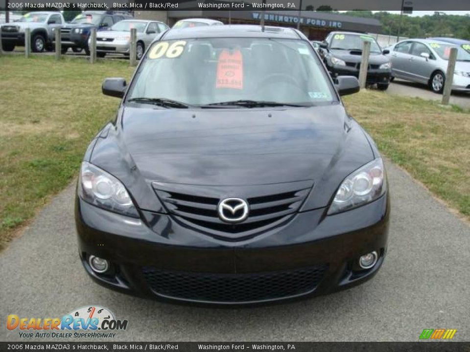 2006 Mazda MAZDA3 s Hatchback Black Mica / Black/Red Photo #10