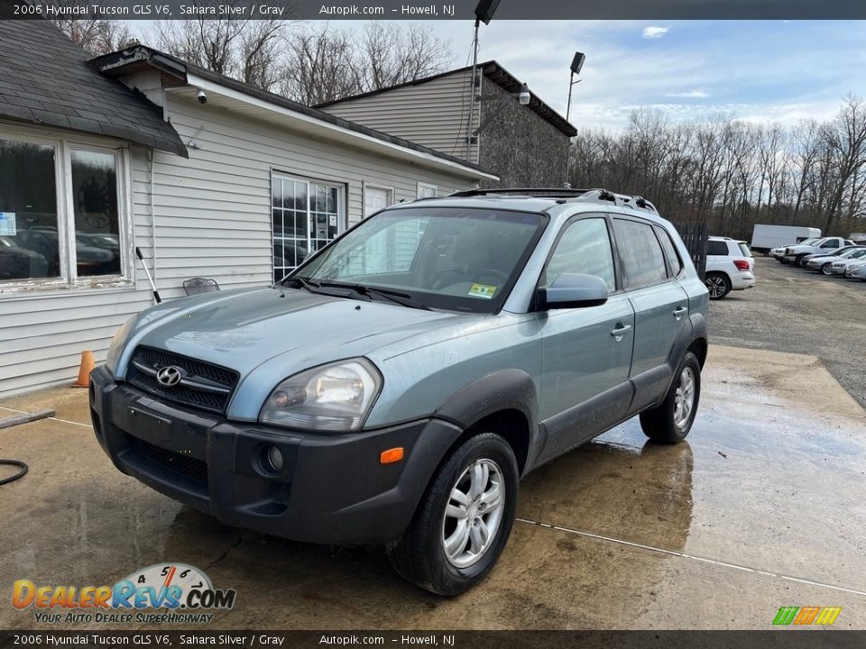 2006 Hyundai Tucson GLS V6 Sahara Silver / Gray Photo #2