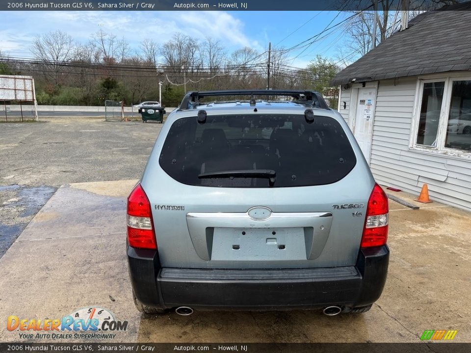 2006 Hyundai Tucson GLS V6 Sahara Silver / Gray Photo #8