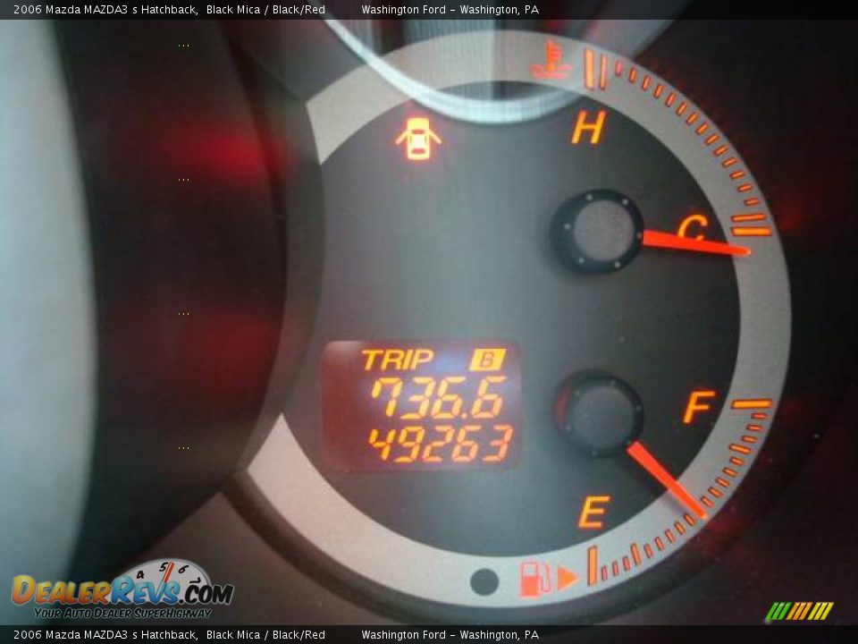 2006 Mazda MAZDA3 s Hatchback Black Mica / Black/Red Photo #20