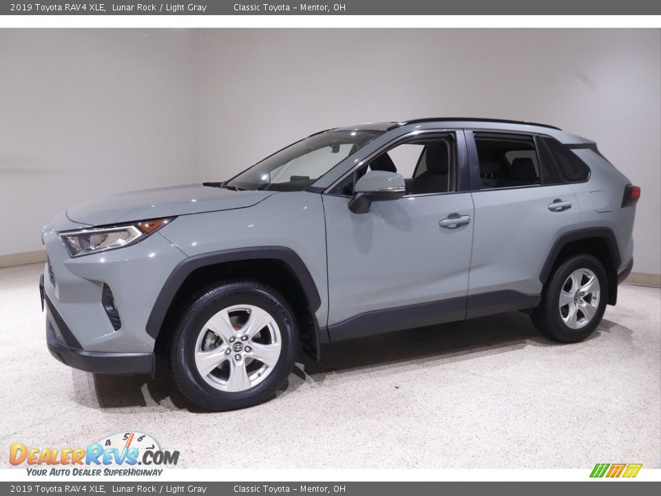 2019 Toyota RAV4 XLE Lunar Rock / Light Gray Photo #3