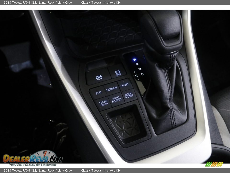2019 Toyota RAV4 XLE Lunar Rock / Light Gray Photo #14