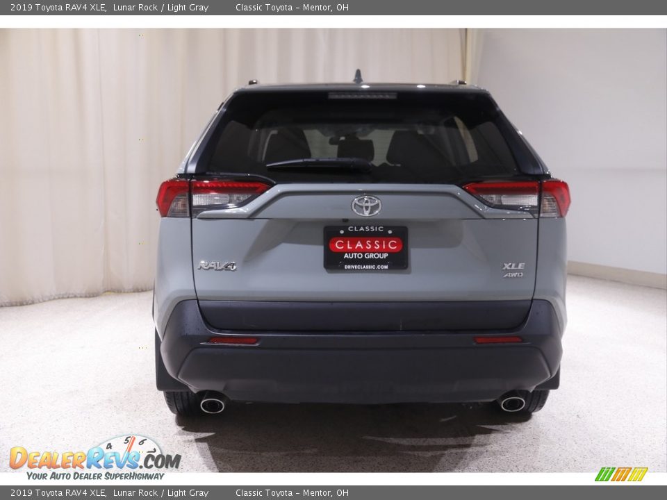 2019 Toyota RAV4 XLE Lunar Rock / Light Gray Photo #18