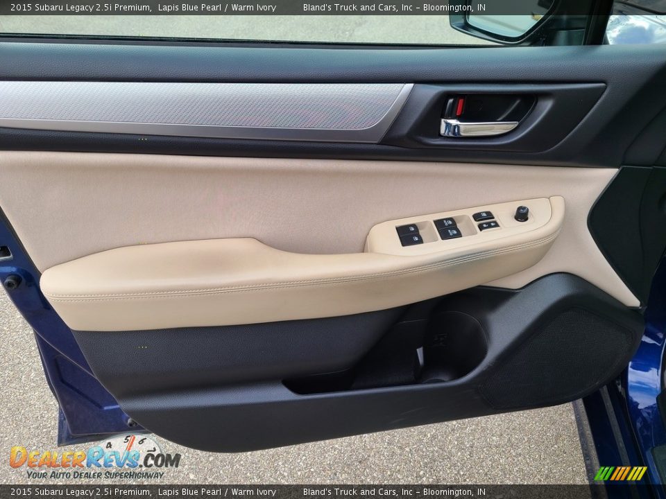 Door Panel of 2015 Subaru Legacy 2.5i Premium Photo #4
