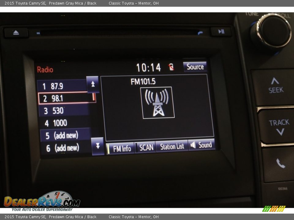 2015 Toyota Camry SE Predawn Gray Mica / Black Photo #10