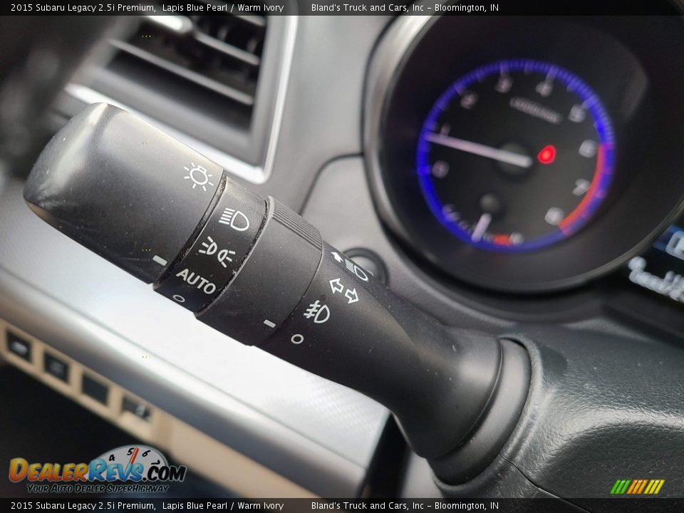 Controls of 2015 Subaru Legacy 2.5i Premium Photo #13