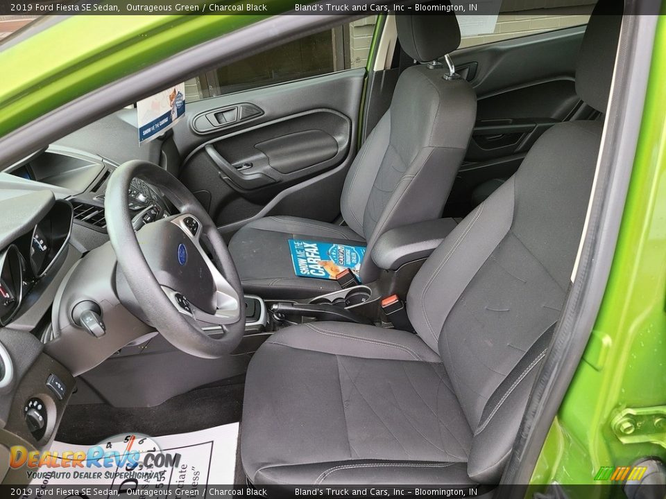 2019 Ford Fiesta SE Sedan Outrageous Green / Charcoal Black Photo #5