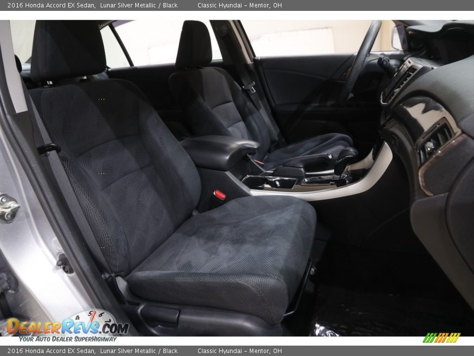 2016 Honda Accord EX Sedan Lunar Silver Metallic / Black Photo #17