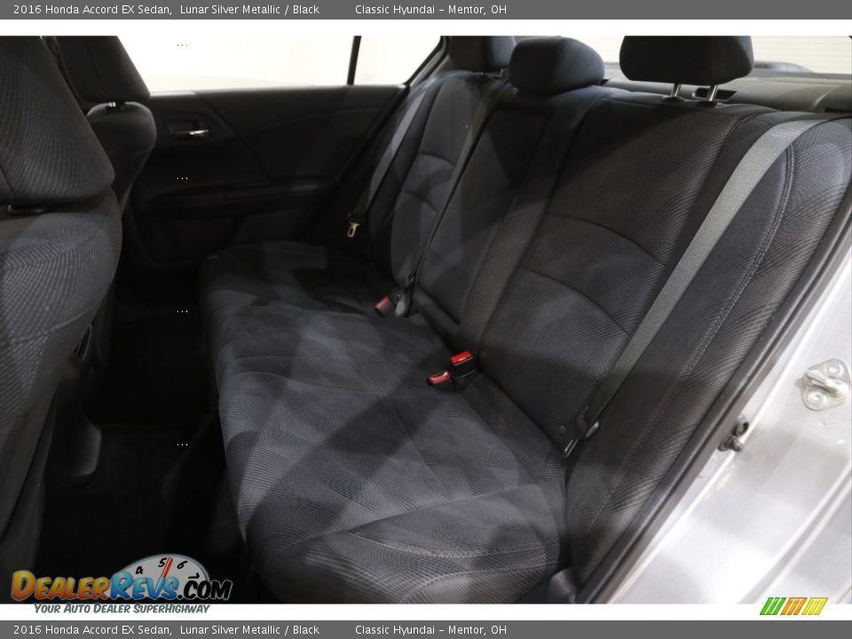 2016 Honda Accord EX Sedan Lunar Silver Metallic / Black Photo #19
