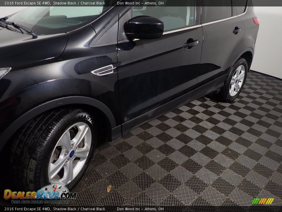 2016 Ford Escape SE 4WD Shadow Black / Charcoal Black Photo #11