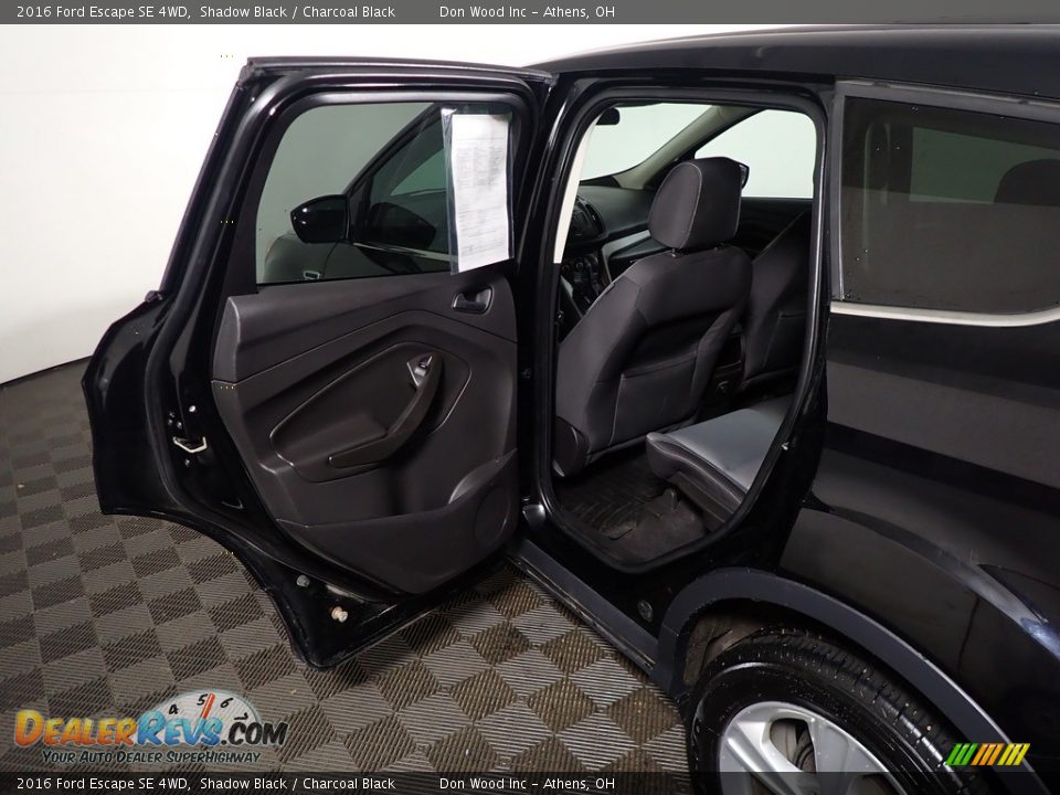 2016 Ford Escape SE 4WD Shadow Black / Charcoal Black Photo #36