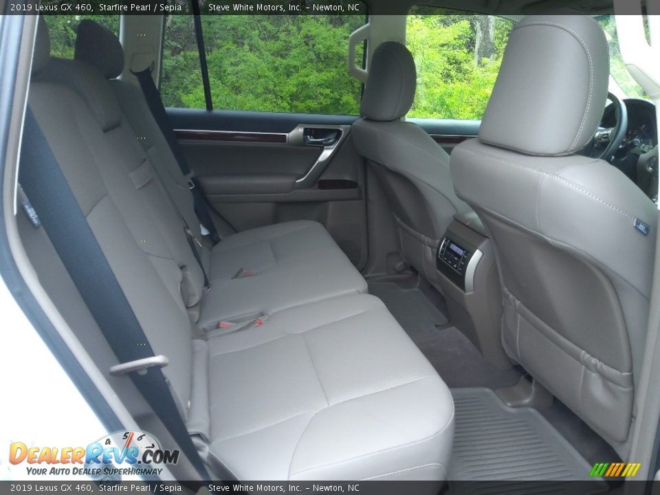Rear Seat of 2019 Lexus GX 460 Photo #17