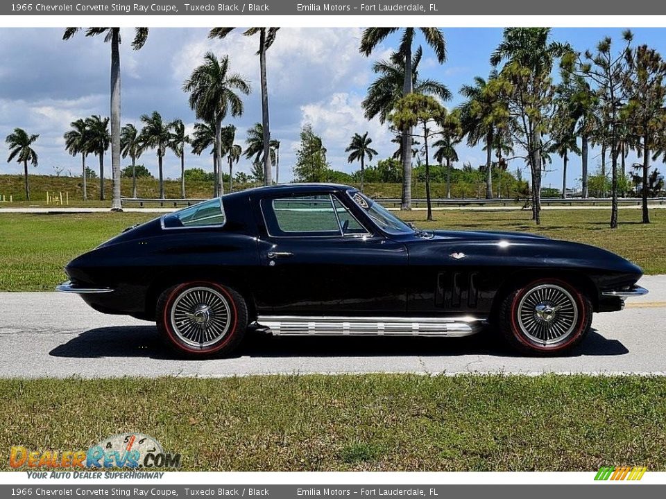Tuxedo Black 1966 Chevrolet Corvette Sting Ray Coupe Photo #3