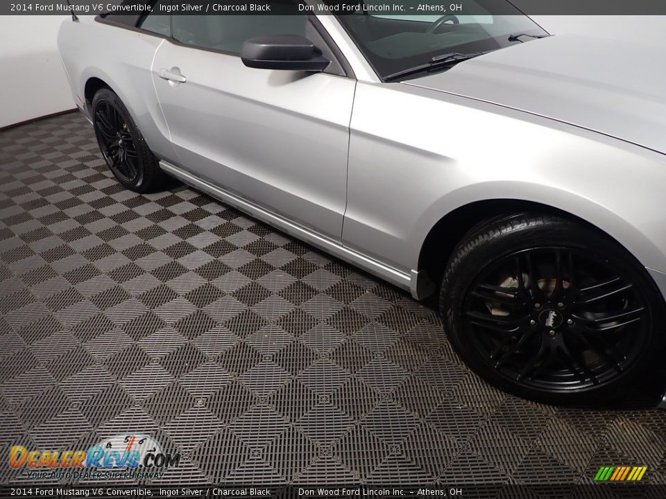 2014 Ford Mustang V6 Convertible Ingot Silver / Charcoal Black Photo #3