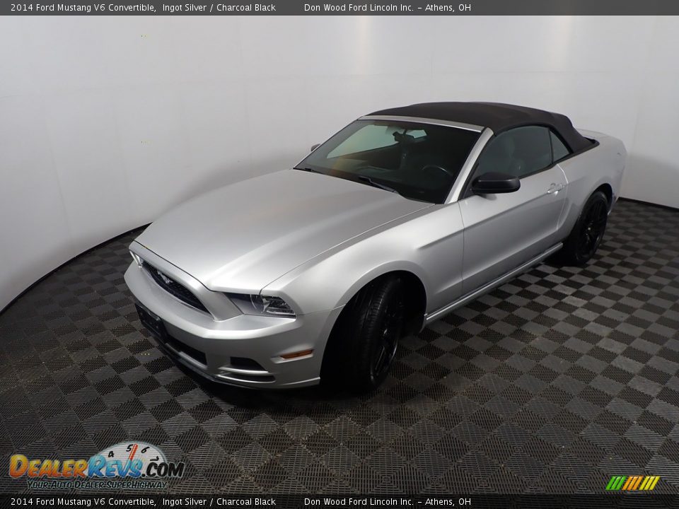 2014 Ford Mustang V6 Convertible Ingot Silver / Charcoal Black Photo #8