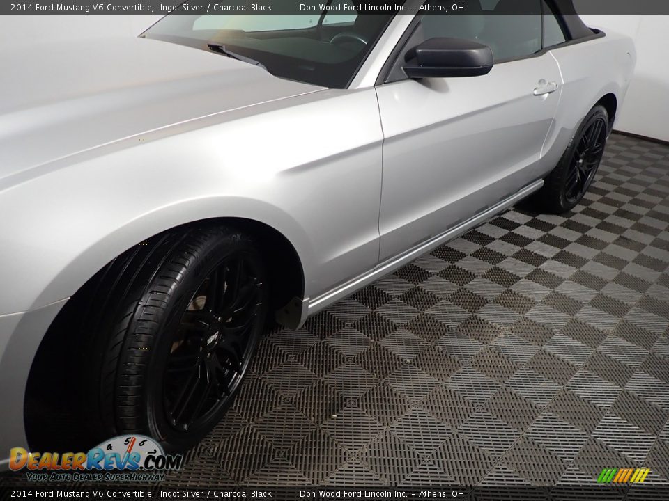 2014 Ford Mustang V6 Convertible Ingot Silver / Charcoal Black Photo #9
