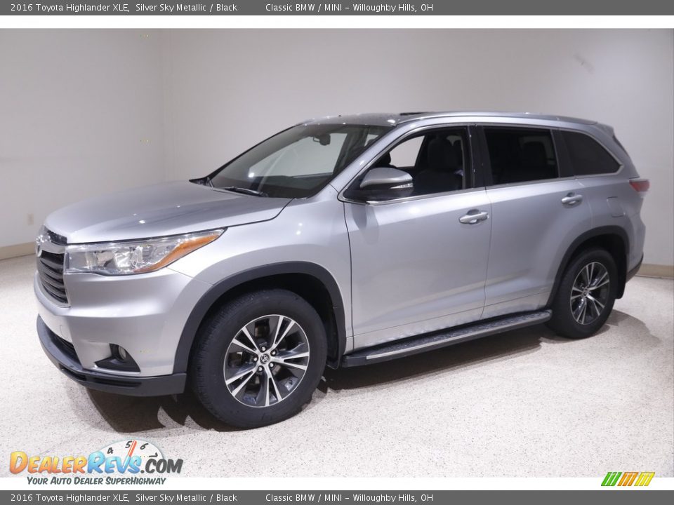 2016 Toyota Highlander XLE Silver Sky Metallic / Black Photo #3