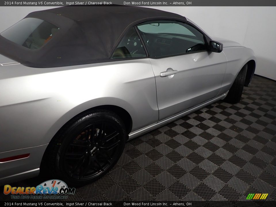 2014 Ford Mustang V6 Convertible Ingot Silver / Charcoal Black Photo #18