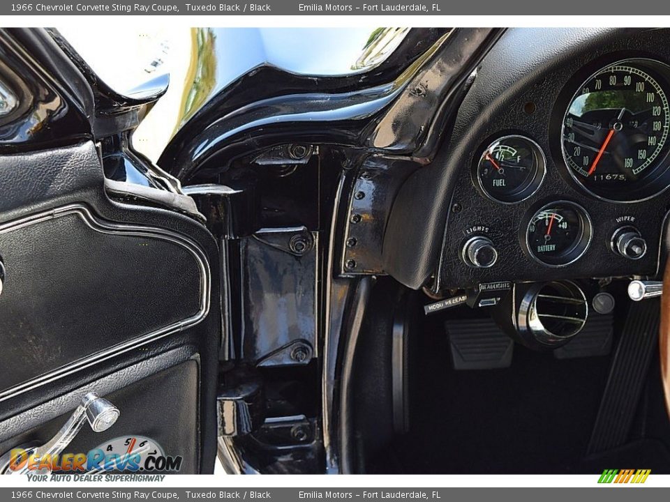 1966 Chevrolet Corvette Sting Ray Coupe Gauges Photo #29