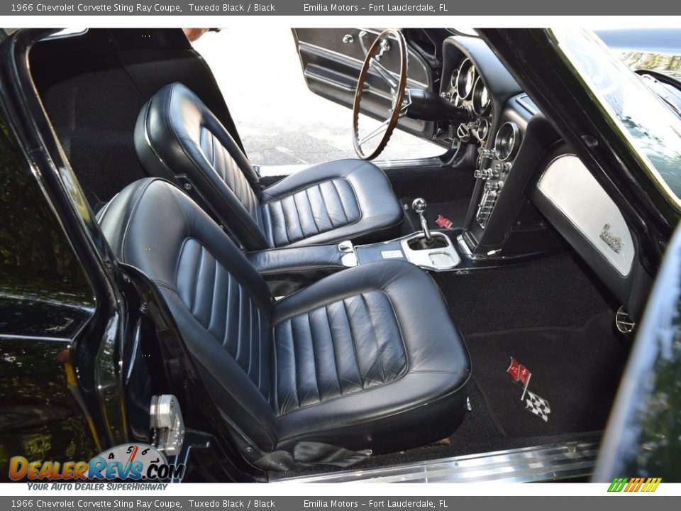 Front Seat of 1966 Chevrolet Corvette Sting Ray Coupe Photo #36