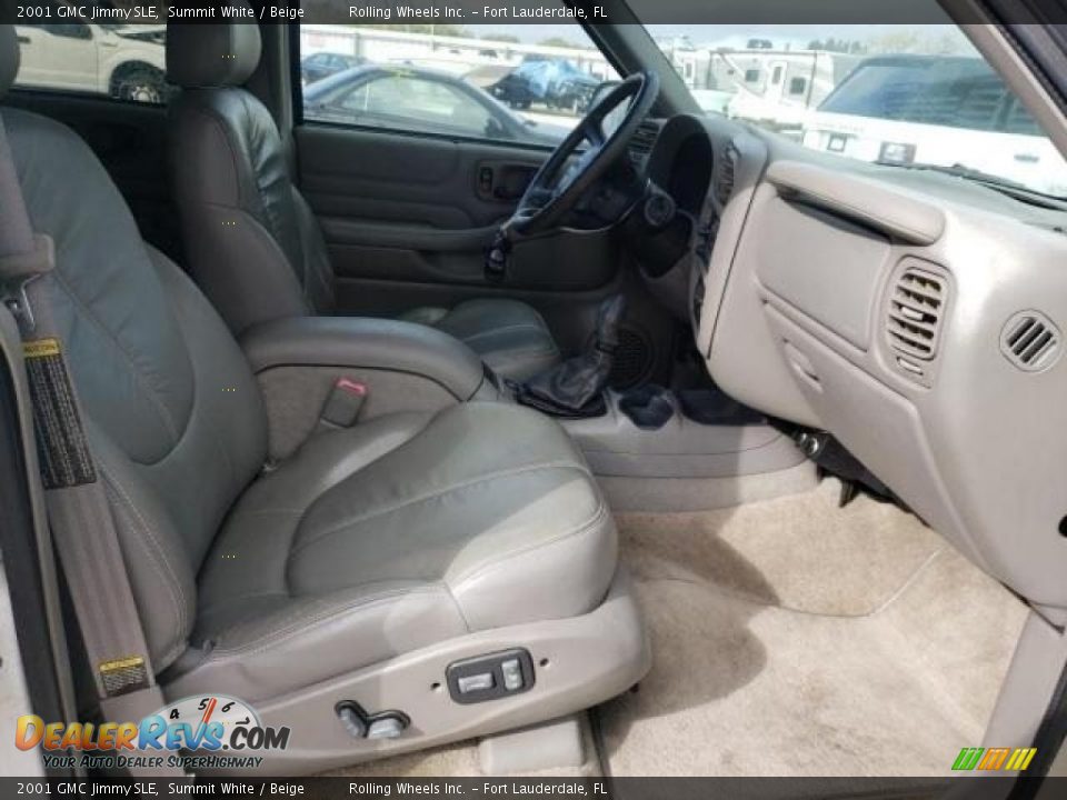 Front Seat of 2001 GMC Jimmy SLE Photo #5
