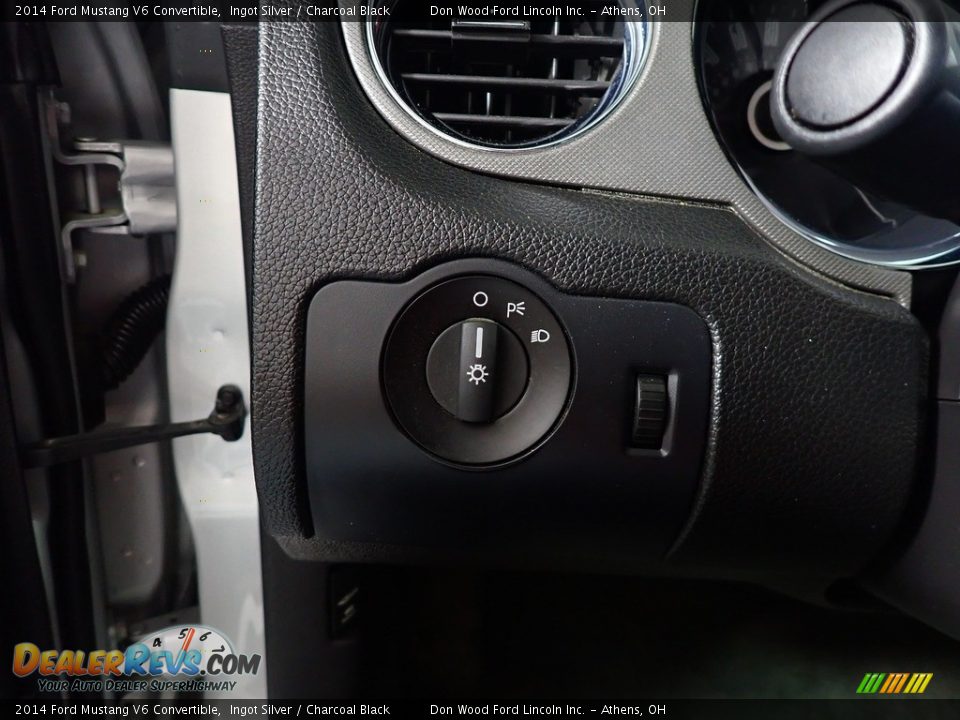 2014 Ford Mustang V6 Convertible Ingot Silver / Charcoal Black Photo #30