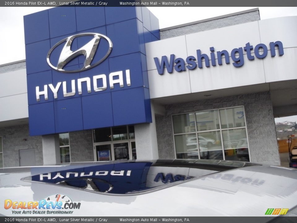 2016 Honda Pilot EX-L AWD Lunar Silver Metallic / Gray Photo #3