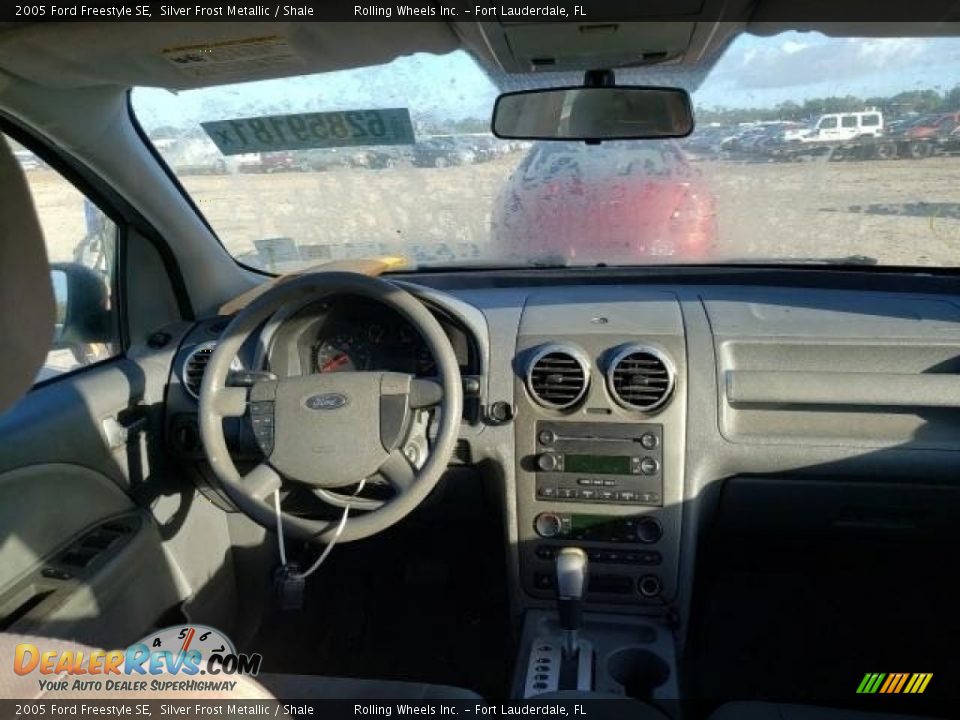 2005 Ford Freestyle SE Silver Frost Metallic / Shale Photo #8