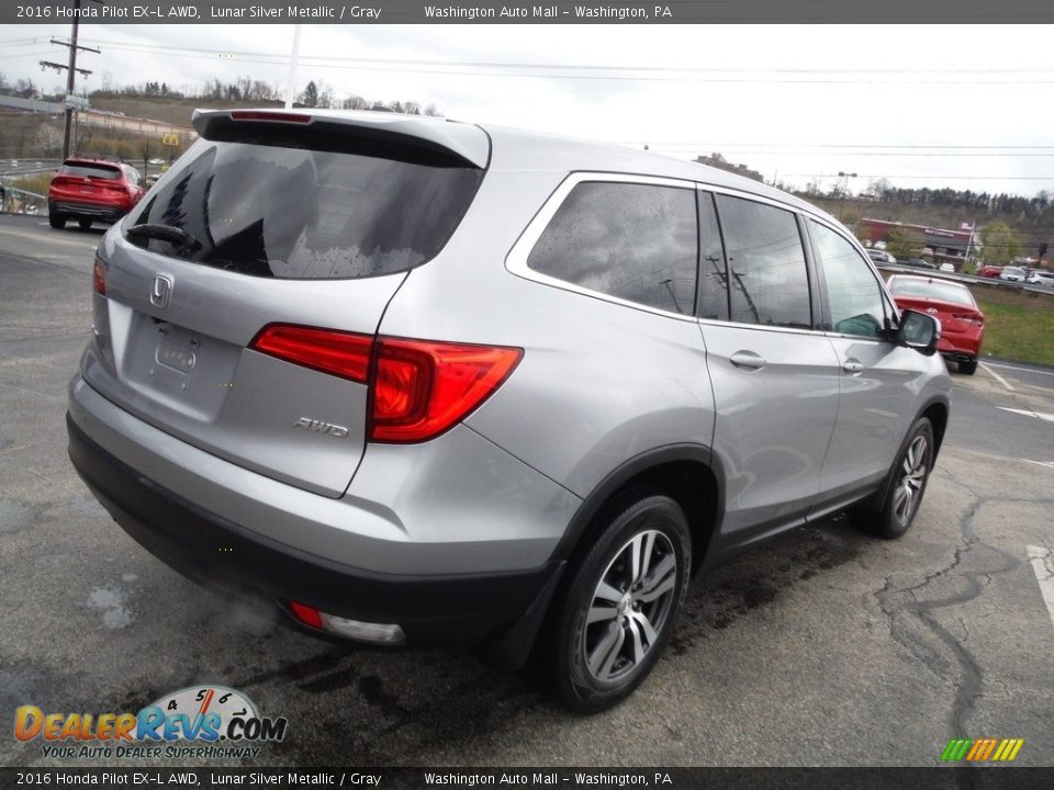 2016 Honda Pilot EX-L AWD Lunar Silver Metallic / Gray Photo #10