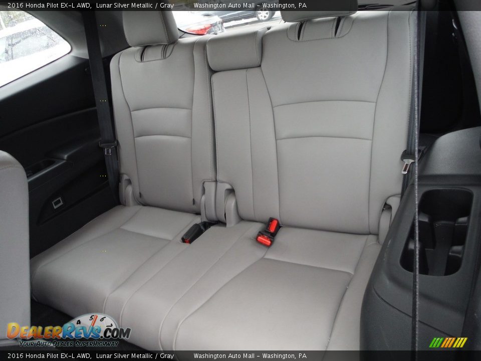 2016 Honda Pilot EX-L AWD Lunar Silver Metallic / Gray Photo #30