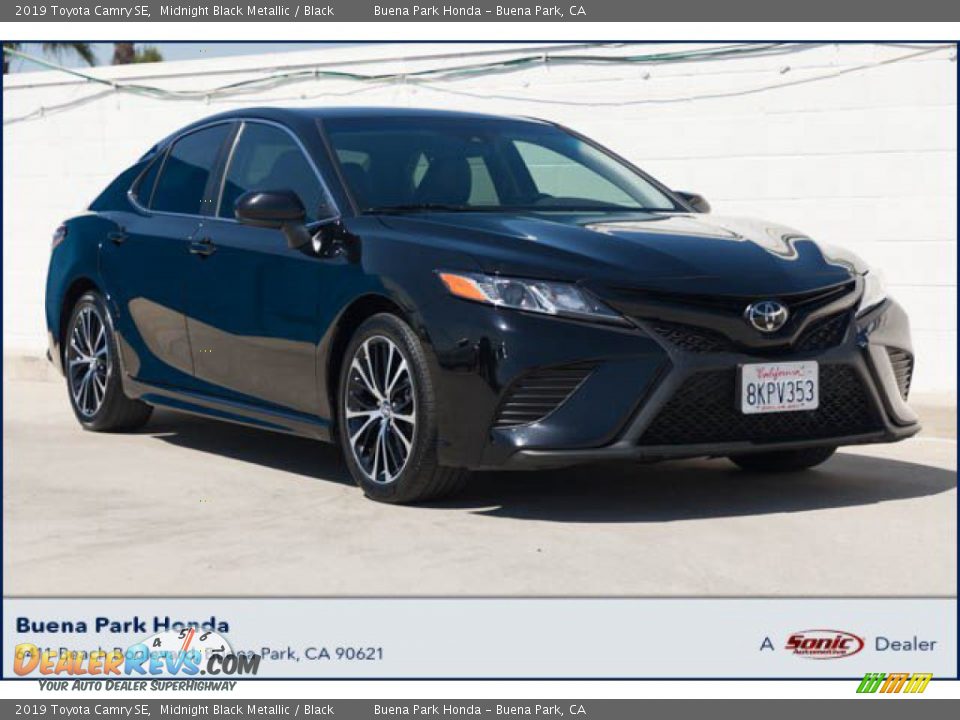 2019 Toyota Camry SE Midnight Black Metallic / Black Photo #1